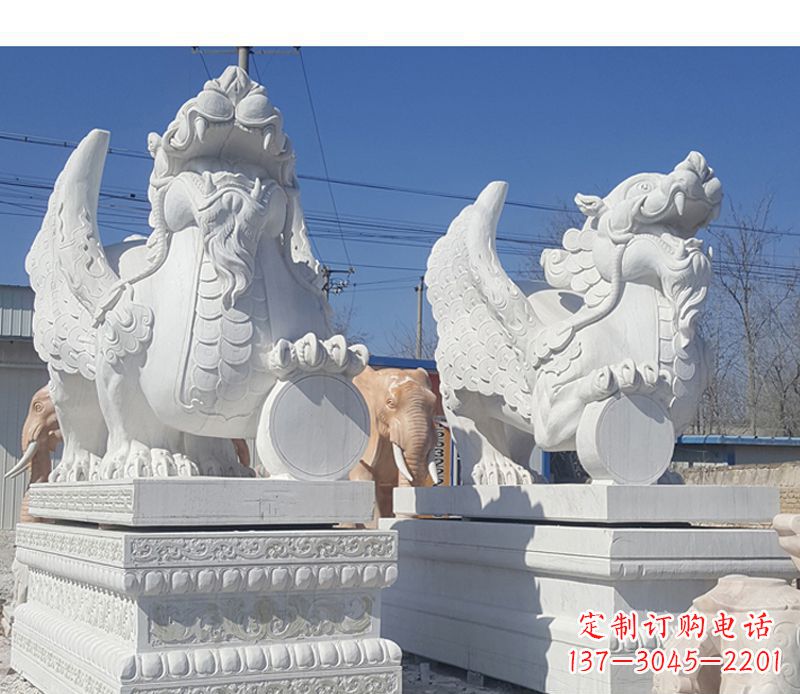 兰州獬豸法院门口神兽石雕