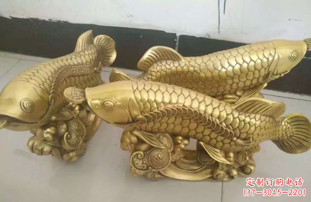 兰州招财金龙鱼雕塑